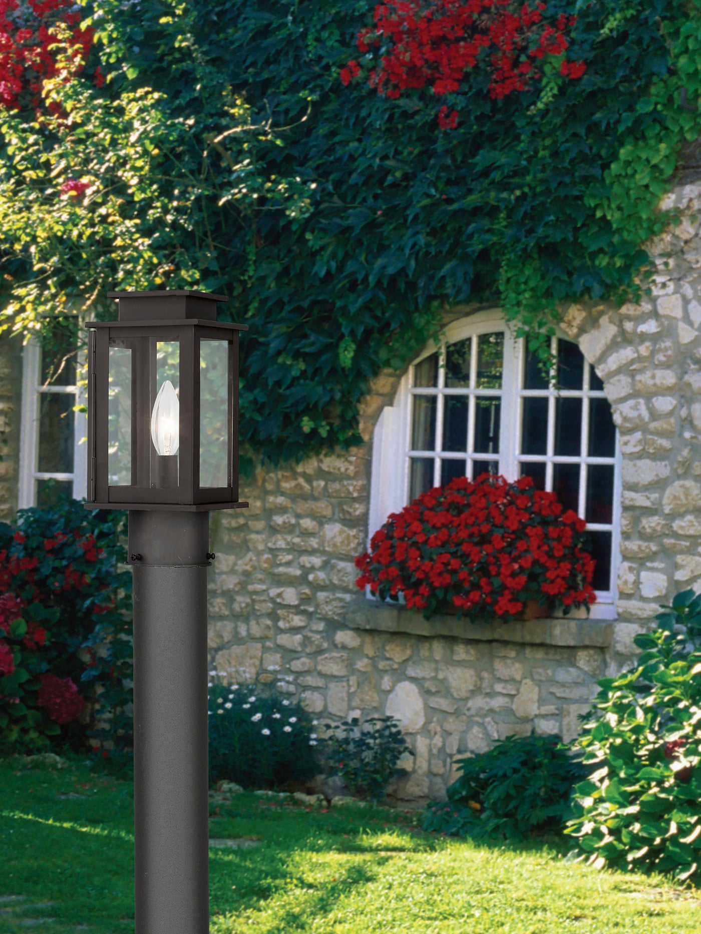 1 Light Bronze Outdoor Post Top Lantern