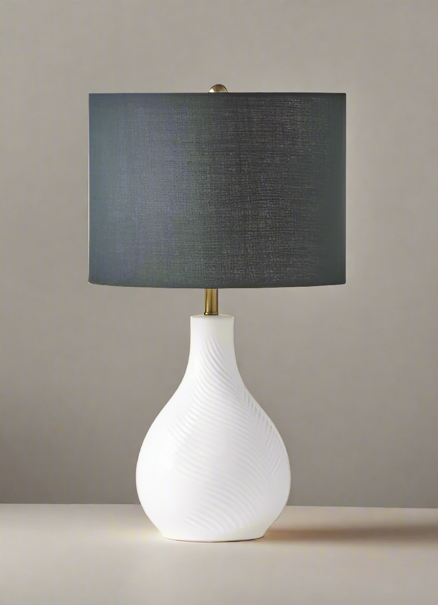 1 Light Ceramic Base Table Lamp in White