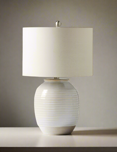 1 Light Ceramic Base Table Lamp in Cream