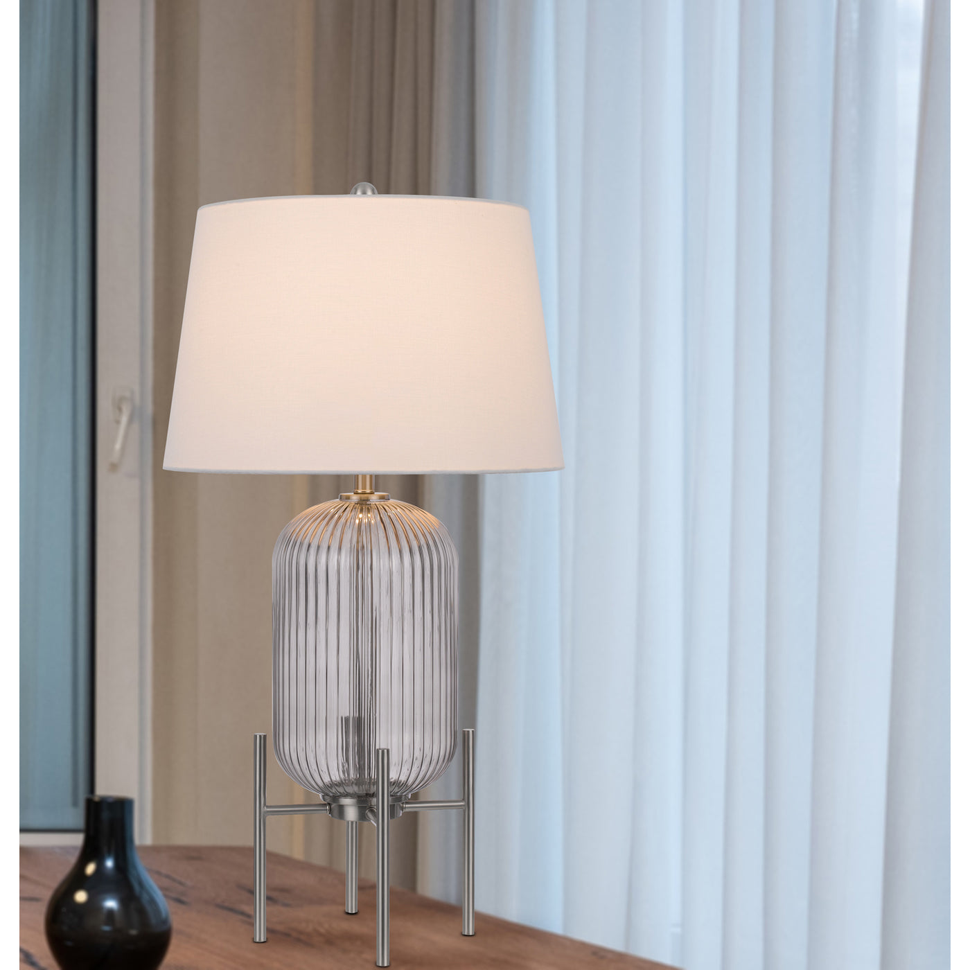 150W 3 WAY BELLEVILLE FLUTED GLASS TABLE LAMP