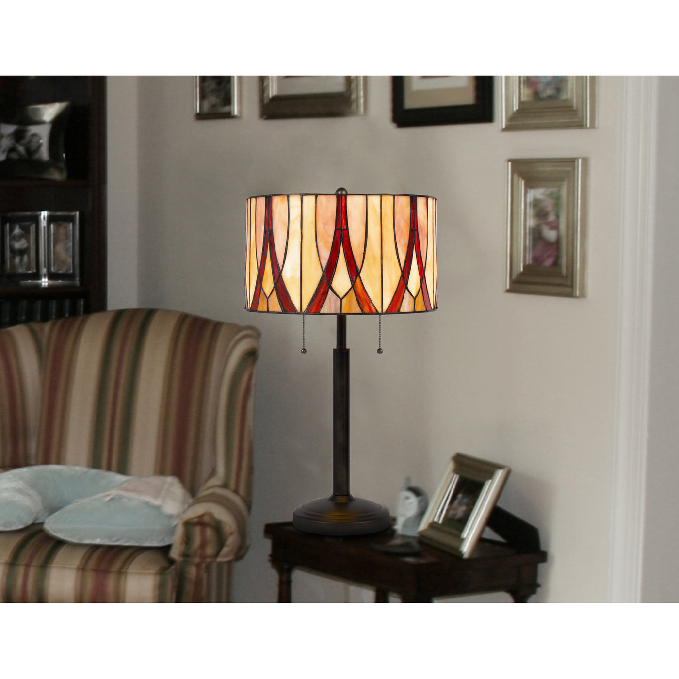 60W X 2 TIFFANY TABLE LAMP