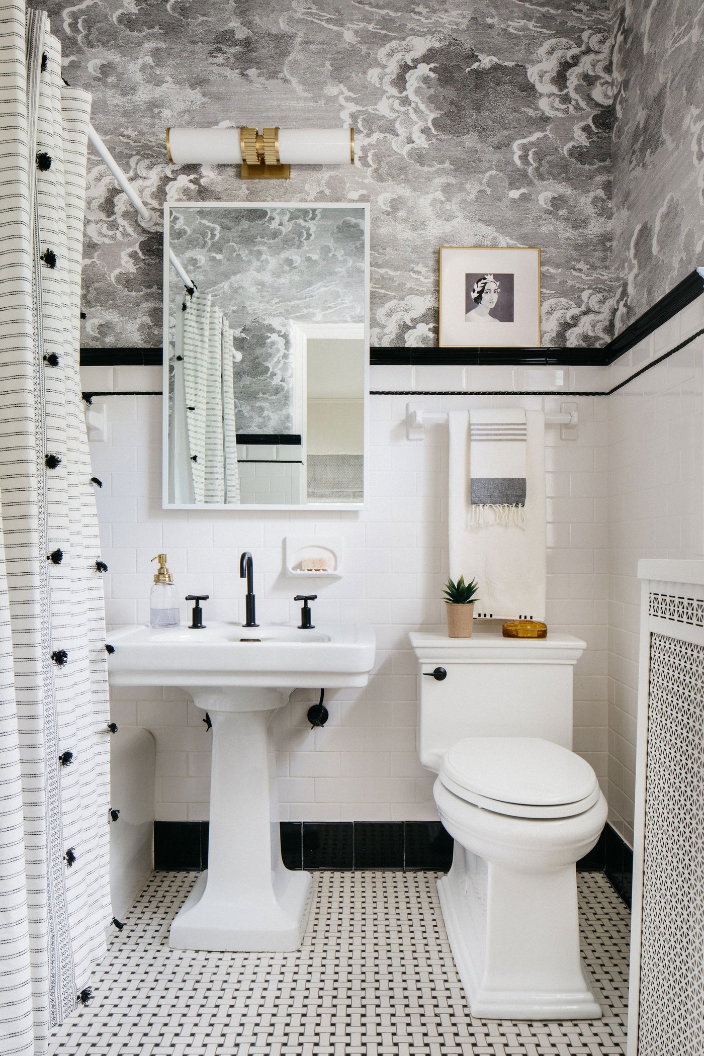 Harper Bath and Vanity Bath and Vanity Hudson Valley Lighting