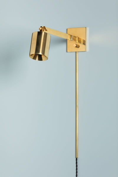 HIGHGROVE Plug-in Sconce