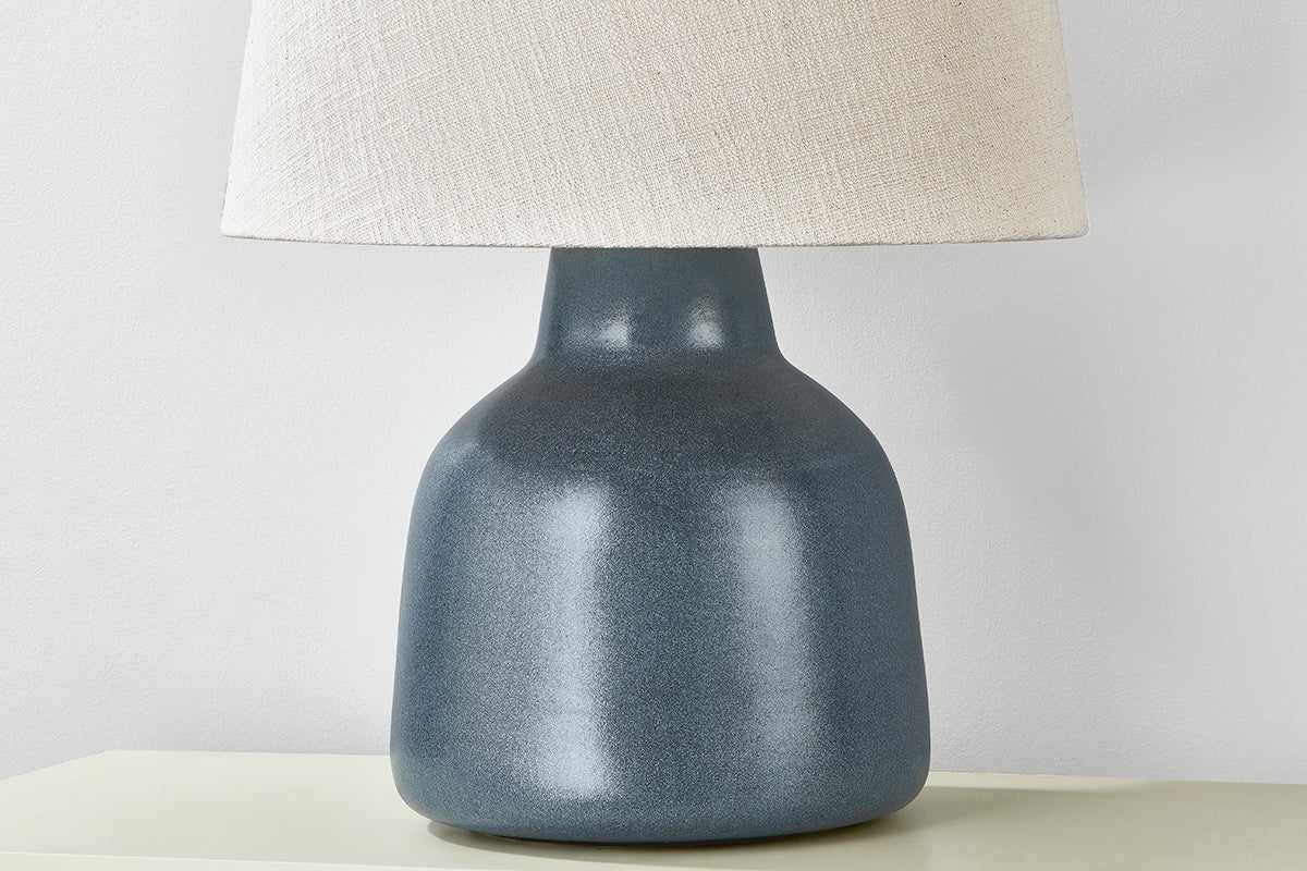 RIDGEFIELD TABLE LAMP